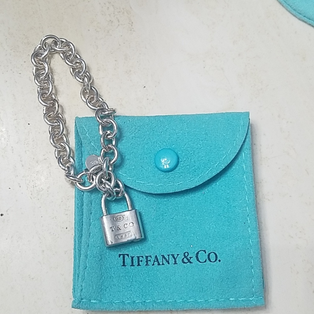 Tiffany & Co sterling silver 1837 padlock braclet
